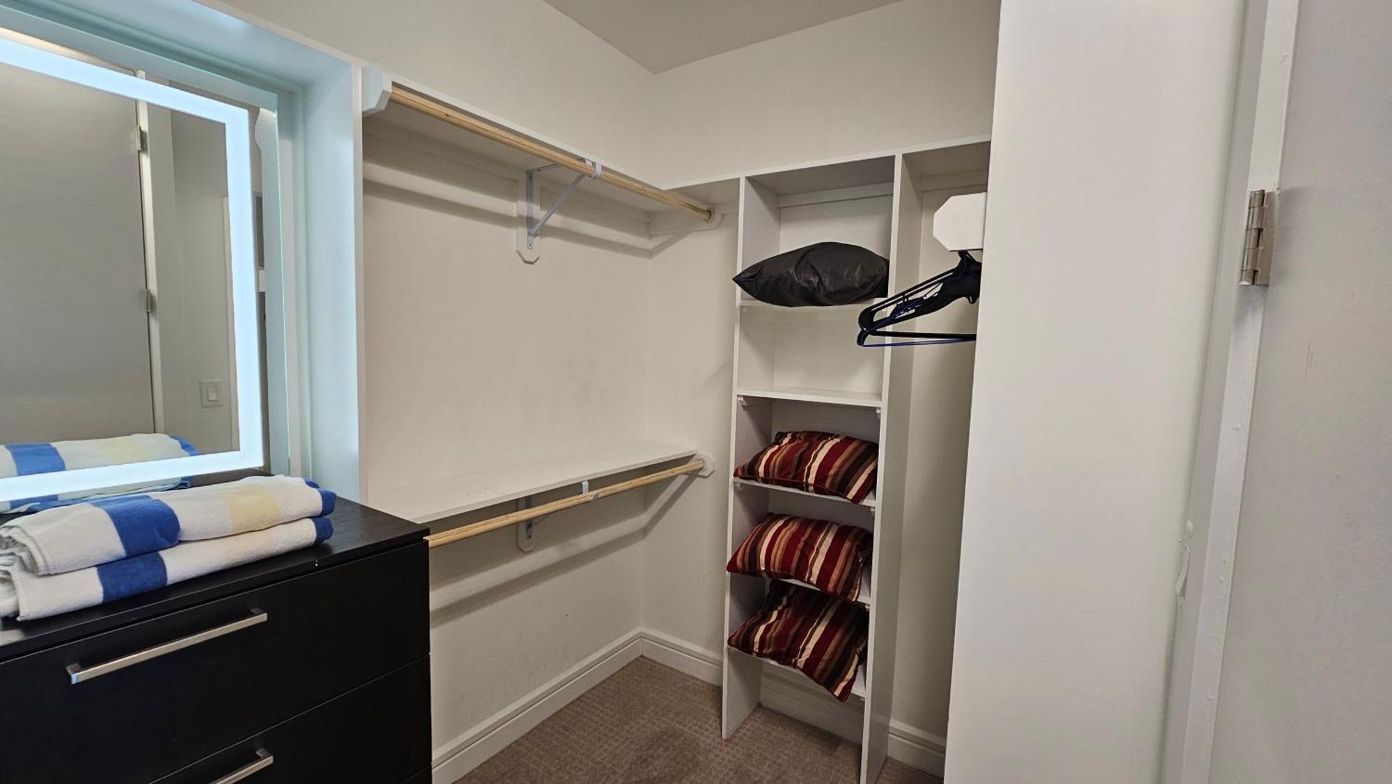 Luxury Highrise In Midtown - Skyline Views And Chic Decor Apartment Houston Exterior photo